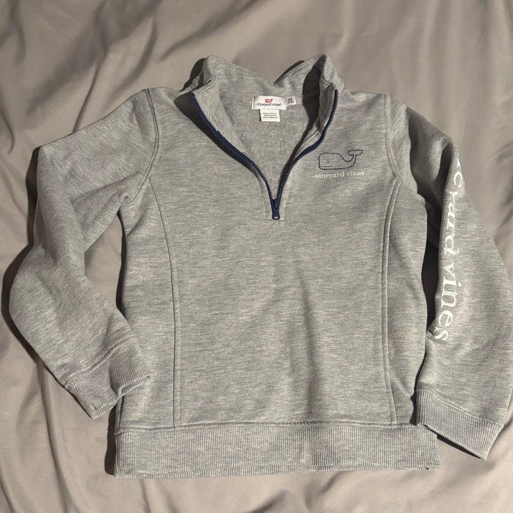Vineyard Vines Heather Gray Pullover with Navy Accents